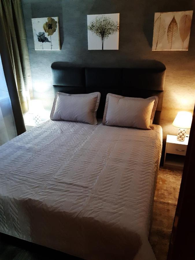 Family Apartments ドノヴァリ エクステリア 写真